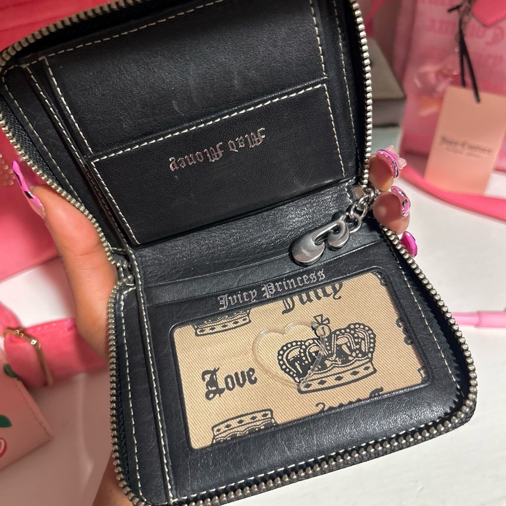 Sold π Vintage Juicy Couture βSome Girls Have All The Juicyβ Wallet (Black) - Picture 4 of 6